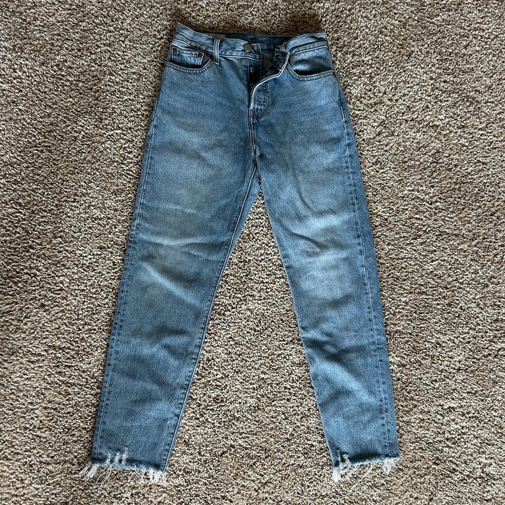 Levi's Light Blue Cropped Ankle Jeans